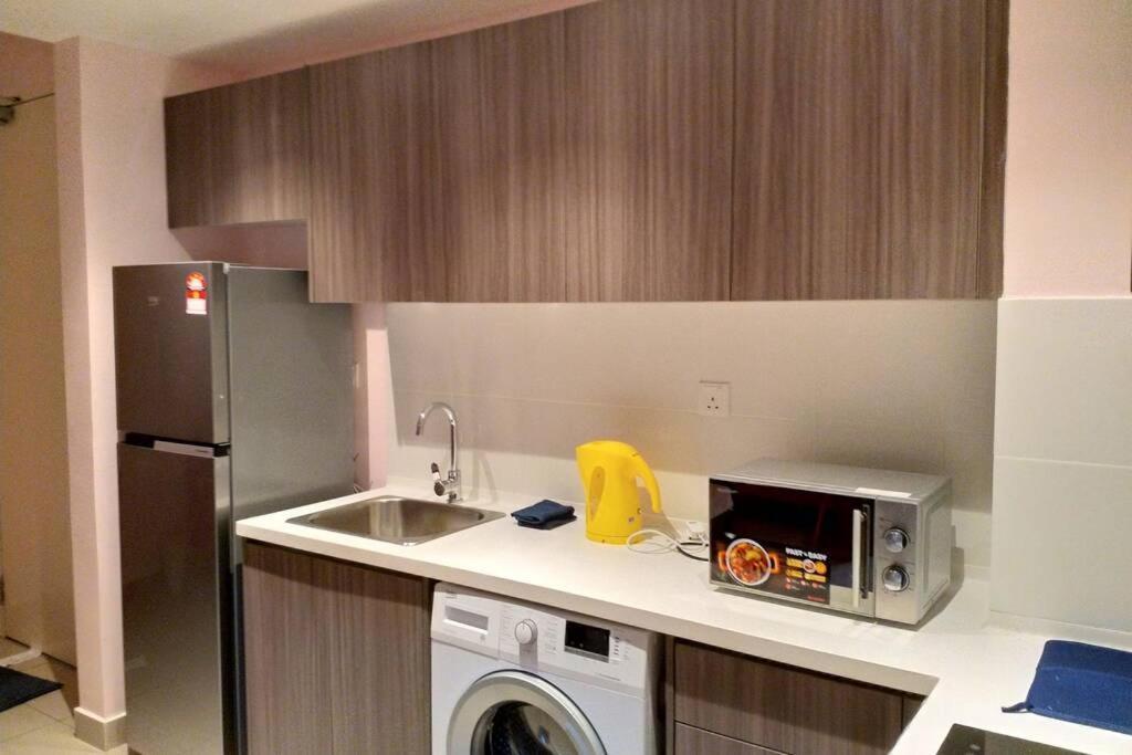 Hb1512- Hyve Studio Unit, Lake View, Cyberjaya, Free Wi-Fi, Free Parking, Netflix,Pool, 3038 外观 照片